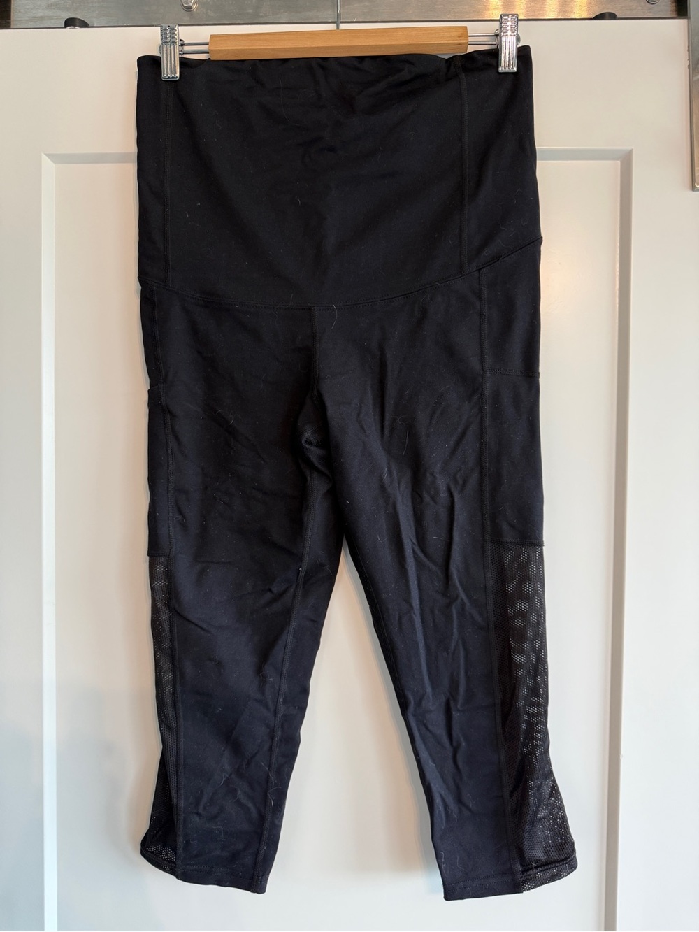Maternity Black High-Waist Mesh Panel Capri Leggings